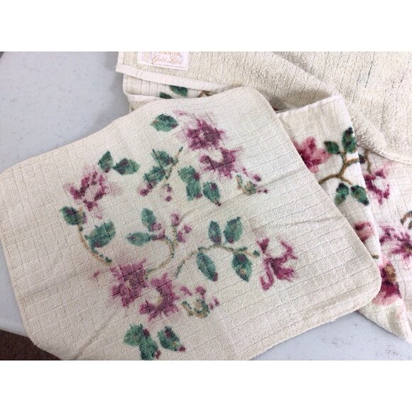 Vintage Cannon Gold Label Floral Towel Set of Two - Picture 5 of 7